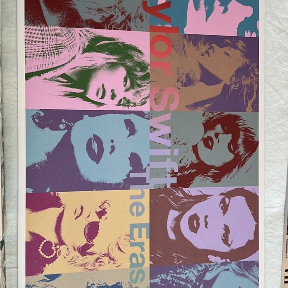 Taylor Swift Eras Tour Vip Box - Picture 9 of 10